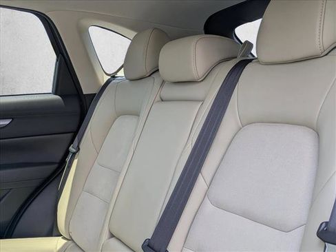 Used 2019 MAZDA CX-5 Touring FWD image 16