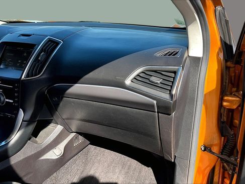 Used 2015 Ford Edge Sport image 14