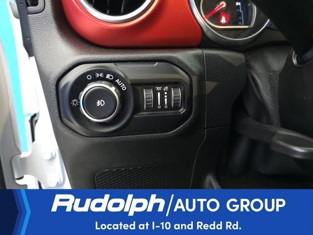 Used 2021 Jeep Wrangler Unlimited Rubicon AWD/4WD image 14