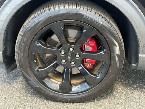 Used 2022 Ford Explorer ST w/ Equipment Group 401A RWD image 13