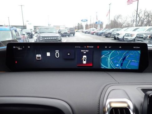 Used 2025 Ford Expedition Tremor image 29