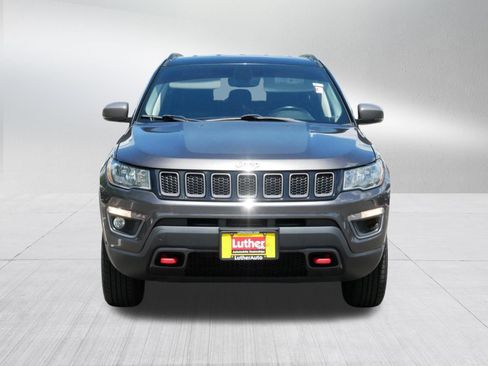 Used 2018 Jeep Compass Trailhawk AWD/4WD image 2