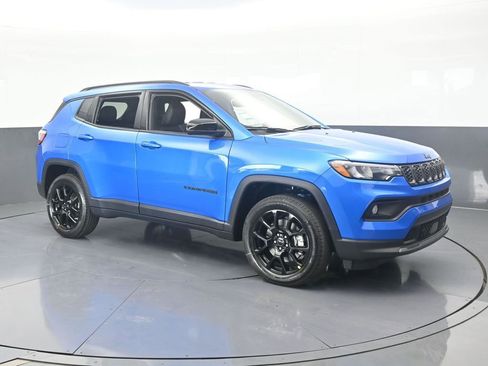 New 2026 Jeep Compass Latitude image 8