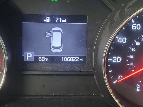 Used 2020 Kia Sedona EX FWD image 7