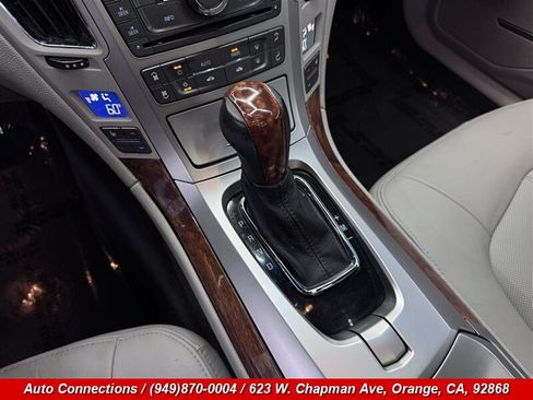 Used 2010 Cadillac CTS Luxury RWD image 14