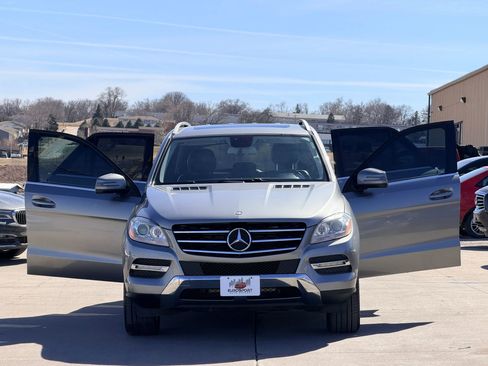 Used 2013 Mercedes-Benz ML 350 ML 350 4MATIC Sport Utility 4D image 21