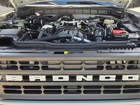 New 2026 Ford Bronco 4-Door AWD/4WD image 16