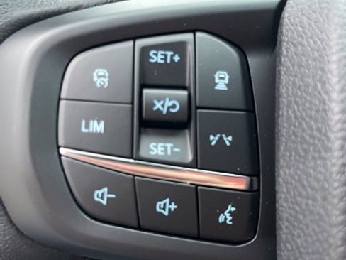 New 2025 Ford Ranger Lariat w/ FX4 Off-Road Package image 14