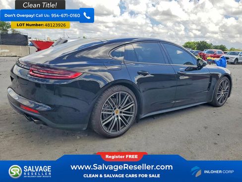 Used 2018 Porsche Panamera w/ Premium Package image 4