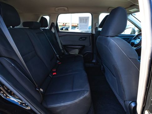 Used 2023 Nissan Rogue S image 34