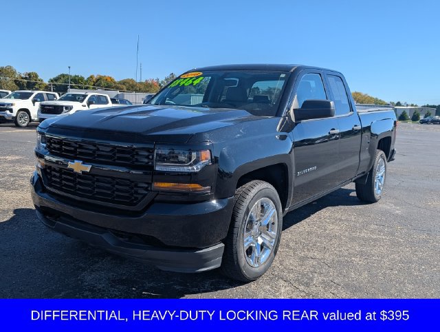 Used 2016 Chevrolet Silverado 1500 Custom w/ Custom Convenience Package RWD image 4