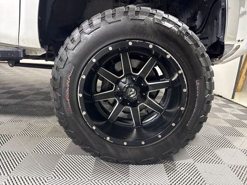 Used 2016 Toyota Tundra SR5 w/ TRD Off Road Package AWD/4WD image 11