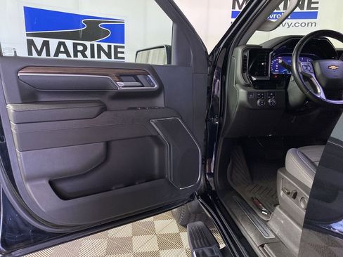 Used 2024 Chevrolet Silverado 2500 LT AWD/4WD image 28