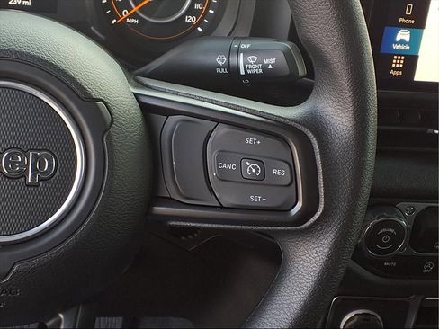 New 2025 Jeep Gladiator Sport image 6