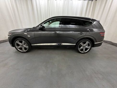 Used 2024 Genesis GV80 3.5T w/ Prestige Package AWD/4WD image 3