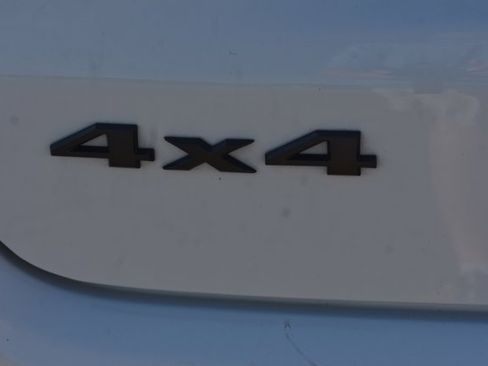 Used 2025 Jeep Compass Trailhawk AWD/4WD image 7