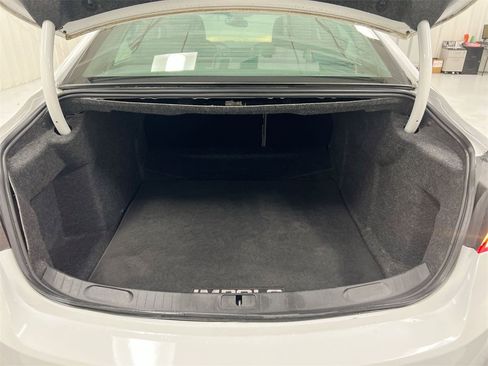 Used 2019 Chevrolet Impala LT image 24