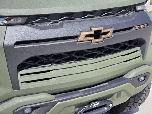 Used 2024 Chevrolet Colorado ZR2 w/ ZR2 Bison Edition AWD/4WD image 12
