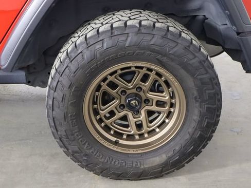 Used 2020 Jeep Wrangler Unlimited Rubicon AWD/4WD image 32