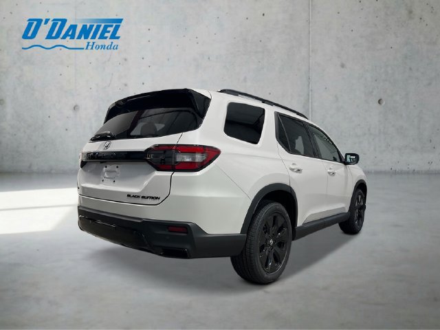 New 2026 Honda Pilot Black Edition image 7
