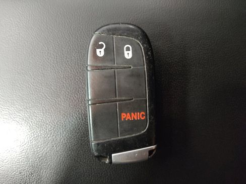 Used 2017 Jeep Grand Cherokee Laredo w/ Quick Order Package 23E image 32