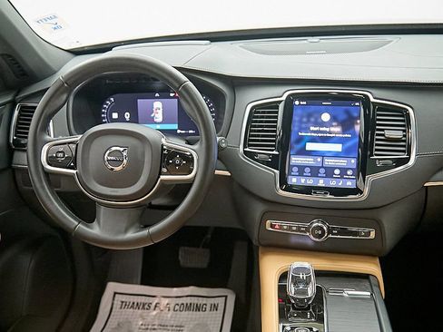Used 2023 Volvo XC90 B6 Ultimate w/ Protection Package Premier AWD/4WD image 30