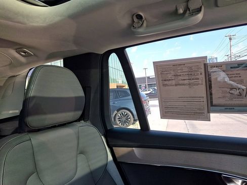 Certified 2026 Volvo XC90 B6 Plus AWD/4WD image 14