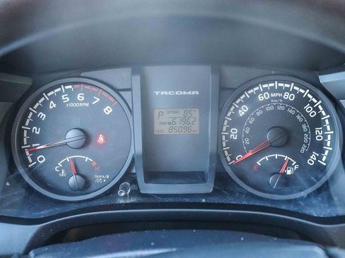 Certified 2017 Toyota Tacoma SR RWD image 22