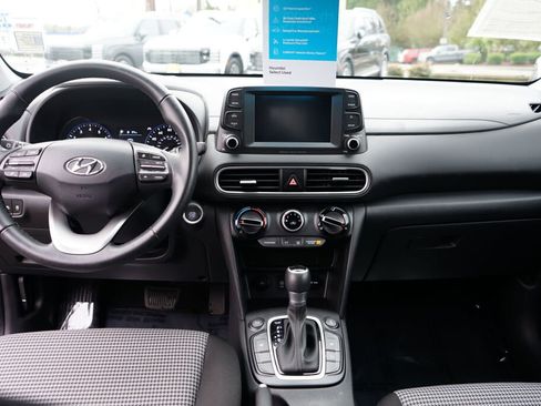 Used 2020 Hyundai Kona SEL image 16