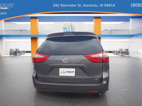 Used 2015 Toyota Sienna LE FWD image 14