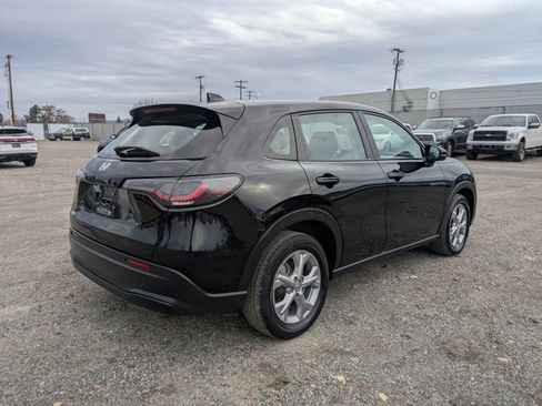Used 2024 Honda HR-V LX image 5