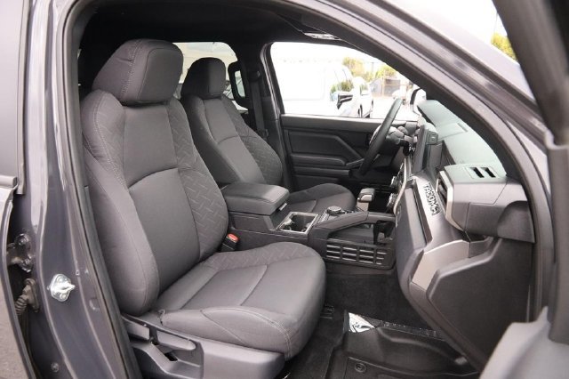 Used 2024 Toyota Tacoma SR5 AWD/4WD image 29