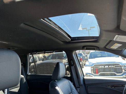 Used 2023 Honda Passport Elite image 17