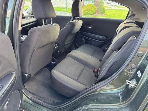 Used 2016 Honda HR-V LX image 19