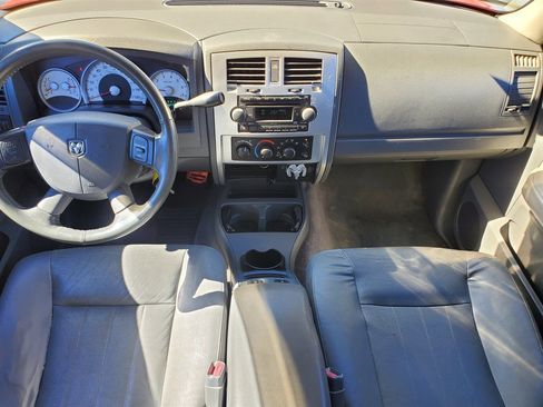 Used 2005 Dodge Dakota Laramie w/ Trailer Tow Group image 27