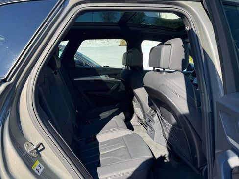 Used 2025 Audi Q5 2.0T Premium w/ Convenience Plus Package image 10