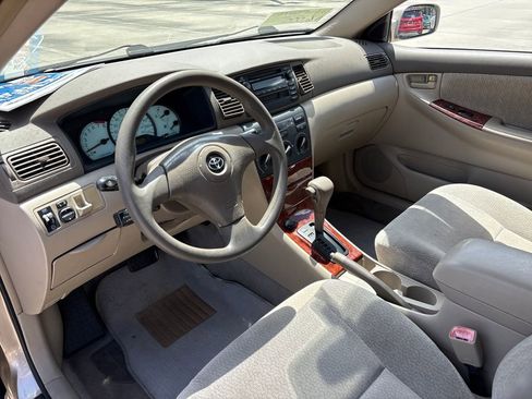 Used 2004 Toyota Corolla CE FWD image 6