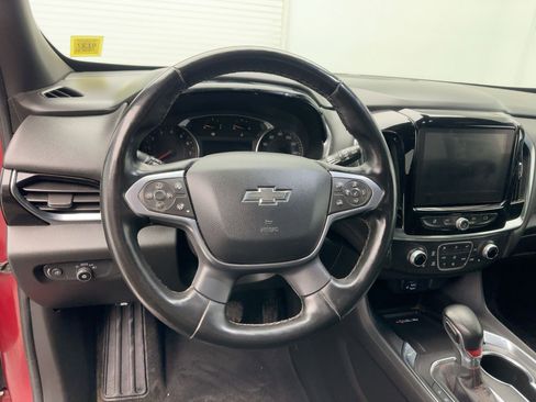 Certified 2023 Chevrolet Traverse RS image 22