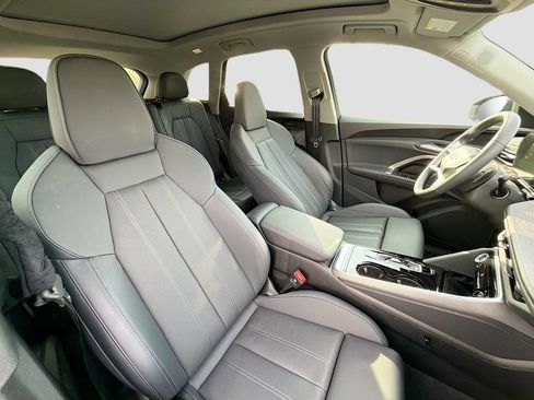 Used 2025 Audi Q5 Premium Plus AWD/4WD image 15