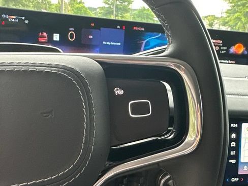 New 2026 Lincoln Navigator Reserve AWD/4WD image 25