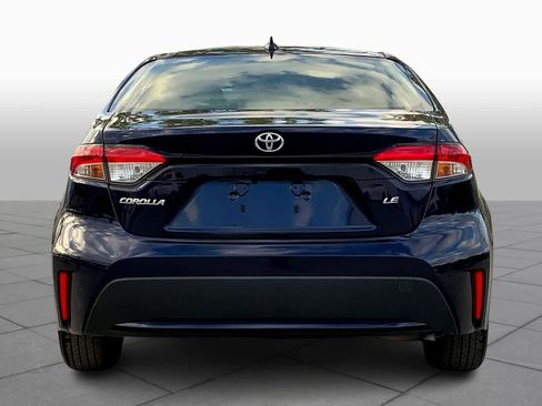 Used 2020 Toyota Corolla LE FWD image 4