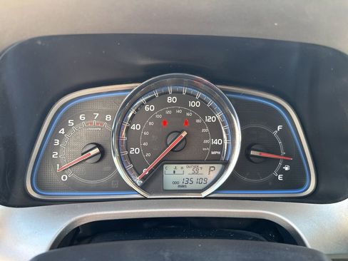 Used 2014 Toyota RAV4 Limited w/ Technology Package AWD/4WD image 13