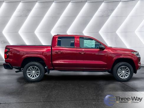 New 2026 Chevrolet Colorado LT w/ LT Convenience Package RWD image 6
