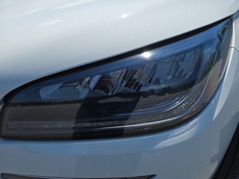 Certified 2024 Lincoln Corsair AWD image 30