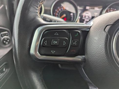 Used 2023 Jeep Gladiator Overland AWD/4WD image 13