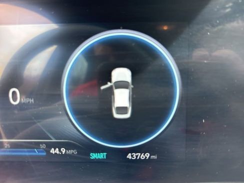 Used 2023 Hyundai Elantra SEL w/ Convenience Package image 8