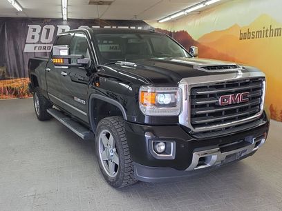 Used 2017 GMC Sierra 2500 SLT w/ Duramax Plus Package