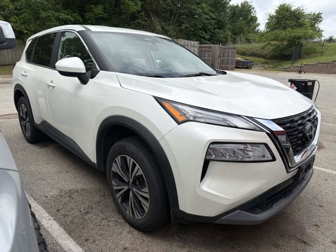 Used 2023 Nissan Rogue SV AWD/4WD image 1