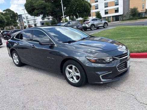 Used 2018 Chevrolet Malibu LS w/ LPO, Convenience Package 1 FWD image 7