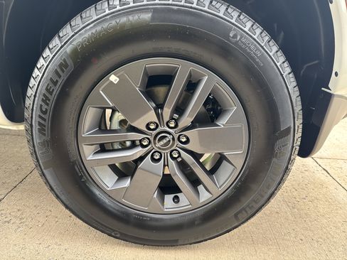 New 2026 Nissan Frontier SV image 8